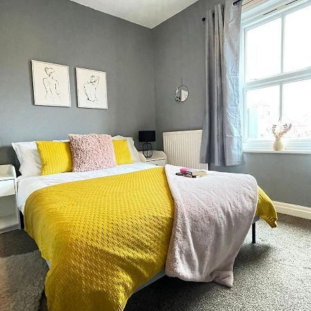 Cosy Home In Historical Beverley Town With Parking Экстерьер фото